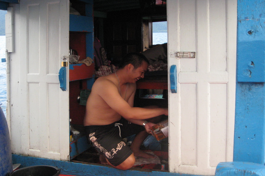 มื้อเย็นเอรับอาสาทำกับข้าวครับ :umh: