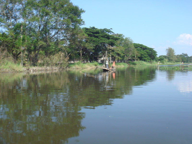 เรือยอก็มีครับ