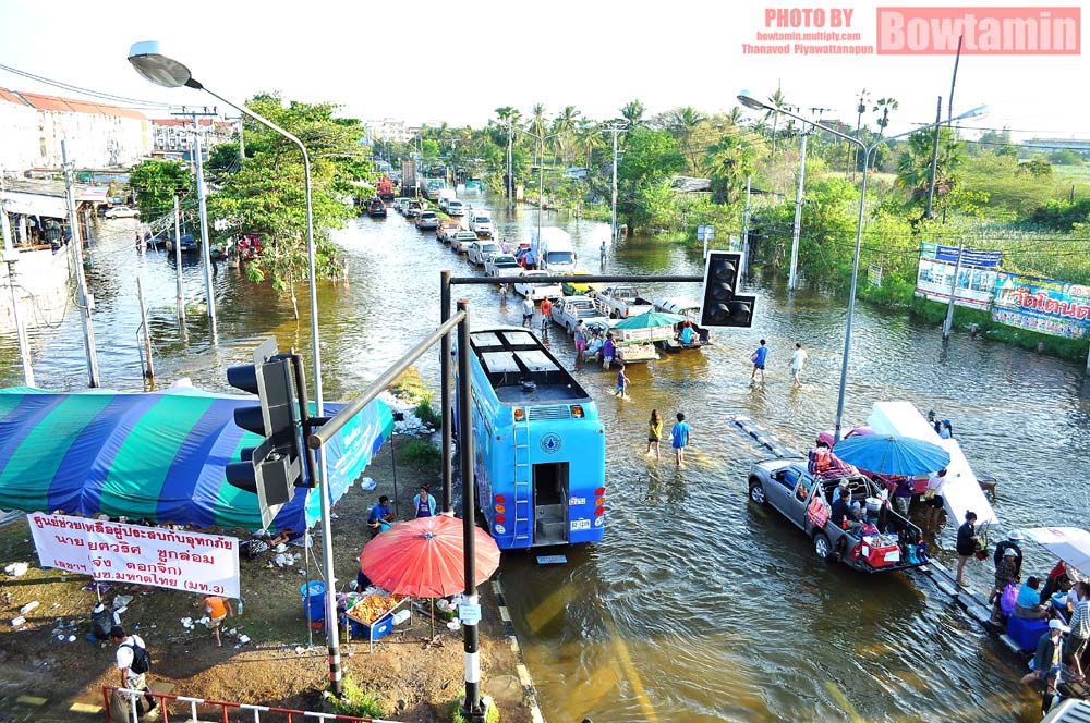 มาต่อวันนี้อีกวันนึง ไปตะลุย นนทบุรี - บางบัวทอง มาครับ

 :cheer: