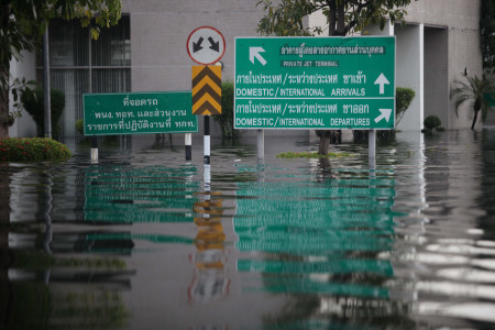 น้ำท่วมภายในท่าอากาศยานดอนเมืองเมื่อวันที่ 31 ต.ค.