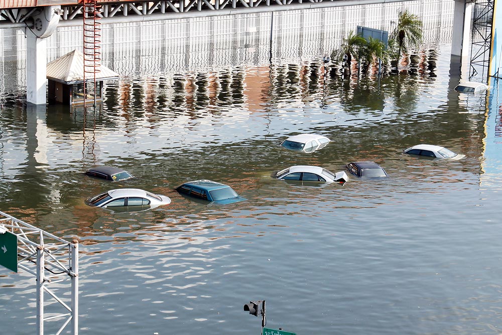 อีกถาพครับ ท่วมอย่างสุดซึ้งเลยครับ :cry: