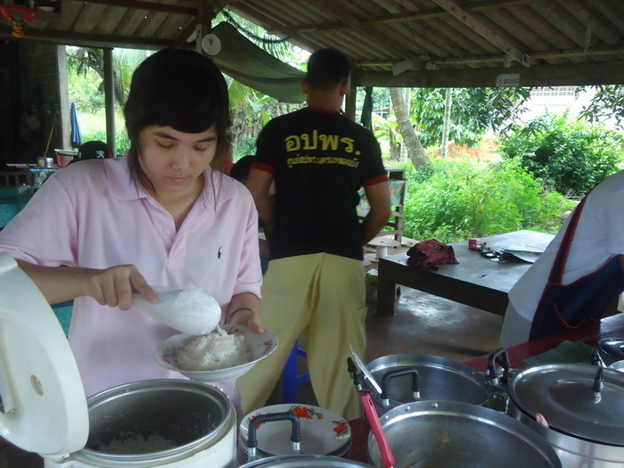 ท้องร้องใหญ่เลย...พวกนั่งกินกันแล้วได้จานสุดท้ายน้องเค้าค่อยๆบรรจงตักจริงง..

 :grin: :grin: :chee