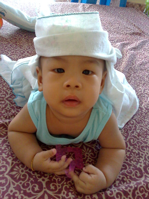ลูกชายผมครับ น้อง อาร์โนล์ด