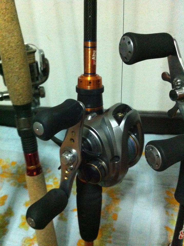 ส่วนตัวผมต้องชุดนี้เลยครับ 
shimano alderbran รอบ ต่ำ
abugacia fantasia yabai 8-16 เบามาก
สาย var