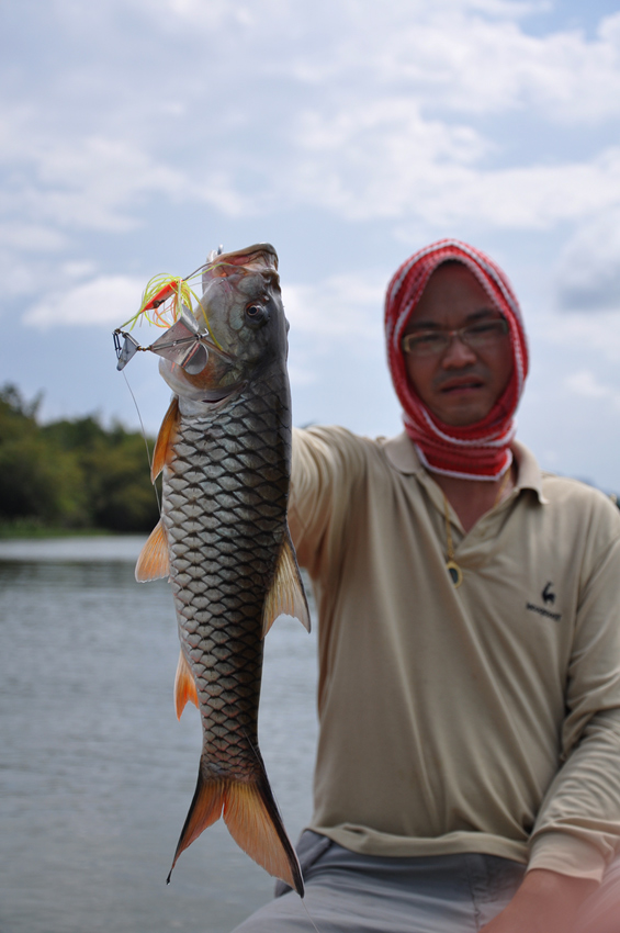 ลากันด้วยรูปนี้ละกันครับ ขอบคุณทุกการติดตาม ทุกความเห็น และทุกคะแนนโหวตนะครับ

สุดท้ายนี้ขอเอาใจช่