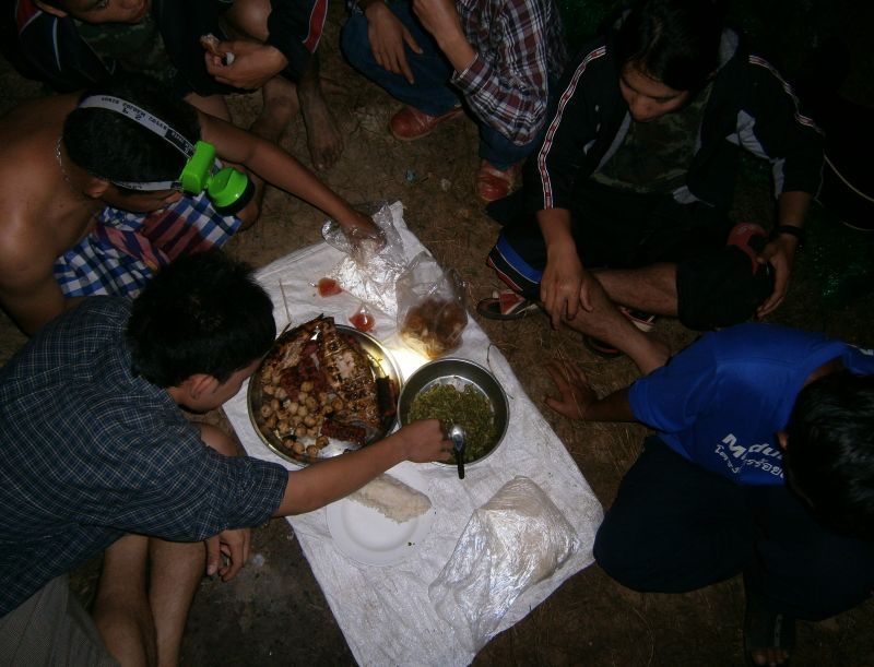 ล้อมวง :umh: :umh: