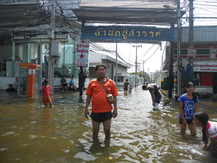 ปากซอยบ้าน ณ.ปัจจุบัน :cry: