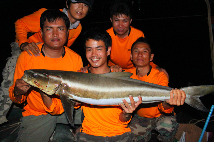 ช่อนเลใหญ่     ภาษาชาวเรือเรียก   "ไฮโหลย"     แซ่บอีหลี           :laughing: