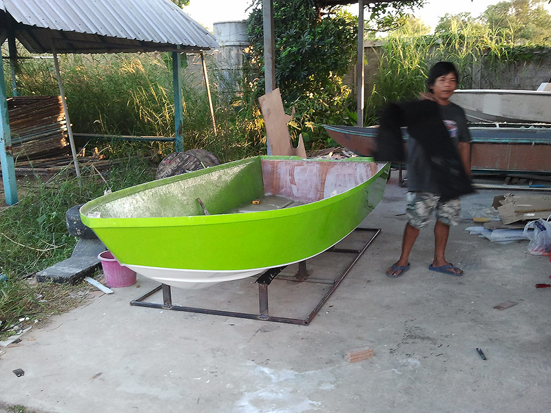 คนทำเรือเตรียมตัวกลับบ้านแล้ว :smile:

ขั้นตอนนี้เป็นขั้นตอนล่าสุดของกระทู้นี้ครับอาทิตย์นี้คงลงน้