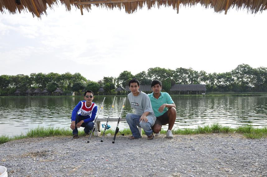 รวมตัวถ่ายรูปนิดนึง