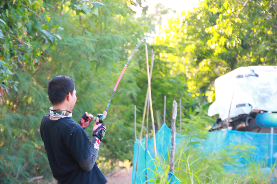 เผลอแป๊ปเดียว,,,,,,เสียงดังตั๊บ  ๆๆๆๆ       :ohh:   :laughing: :laughing: :laughing: