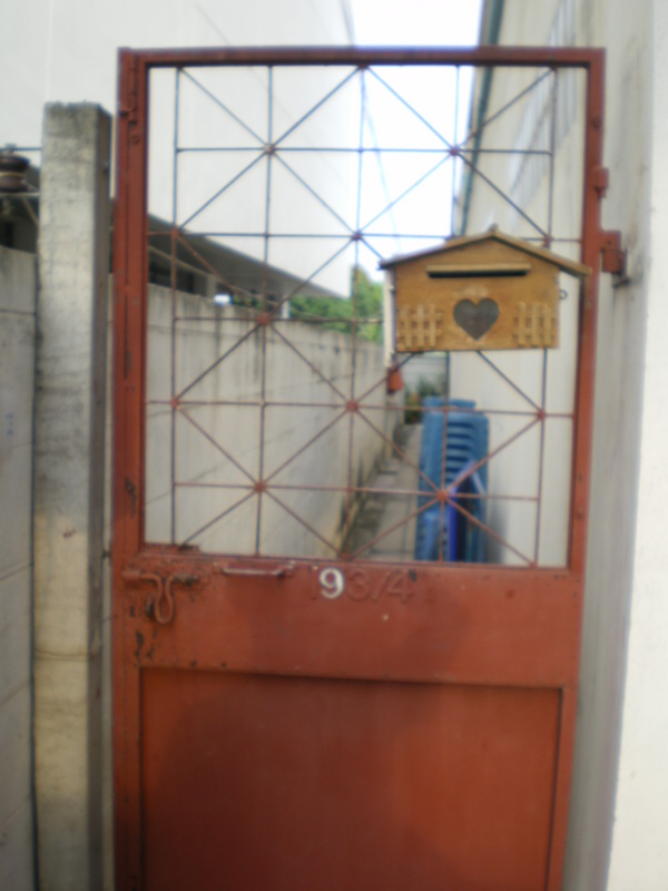 ถึงบ้านแล้วววววววววววววววววววว.................. :smile: :smile:
