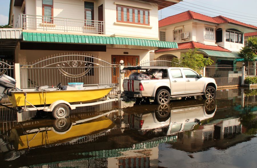 เมื่อน้องน้ำ เริ่มมาเยือน ไม่อยู่แล้วครับ เผ่นกลับบ้าน ดีก่า  :grin: