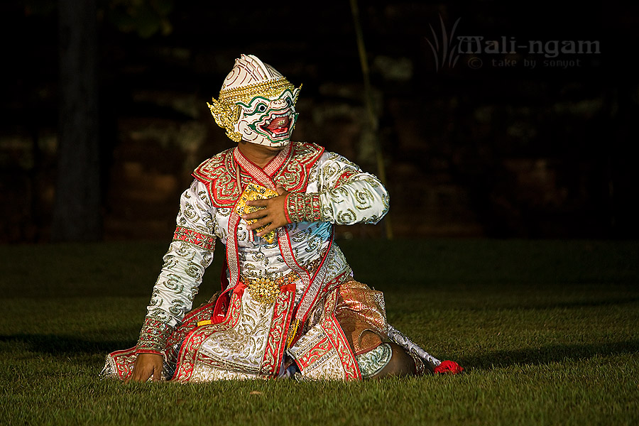 โขนคงจบแค่นี้นะครับ.....การแสดงที่หาดูยาก  สวยงาม

    ผมมาดูทุกปี....ขอบคุณทีมงานทุกคน มา ณ ที่นี