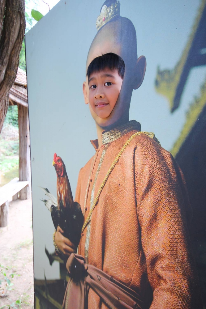 

 [b]ว้าย ! องคดำ[/b]     :laughing: