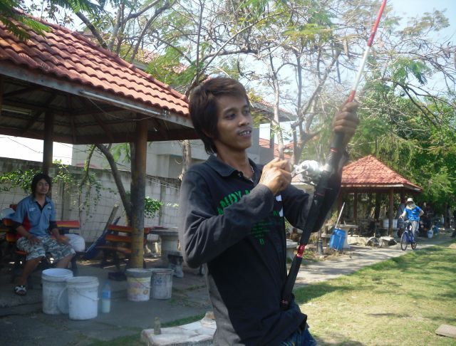 อืบ

สงสัยจะ.......