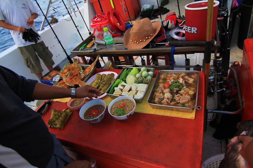  :cheer:กินก่อนนะ