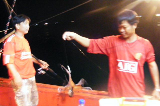มาแล้วครับ ป๋านะ มาเป็นสายเลยอ่ะ.... :laughing: :laughing: :laughing: