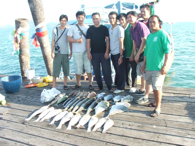 อีกมุมของทีมงาน summit fishing team
 :love: :love: :love: :love: :love:
 :love: :love: :love: :lov