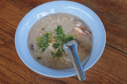 ข้าวต้มทะเลเจ้า....... :umh: :umh: :umh: