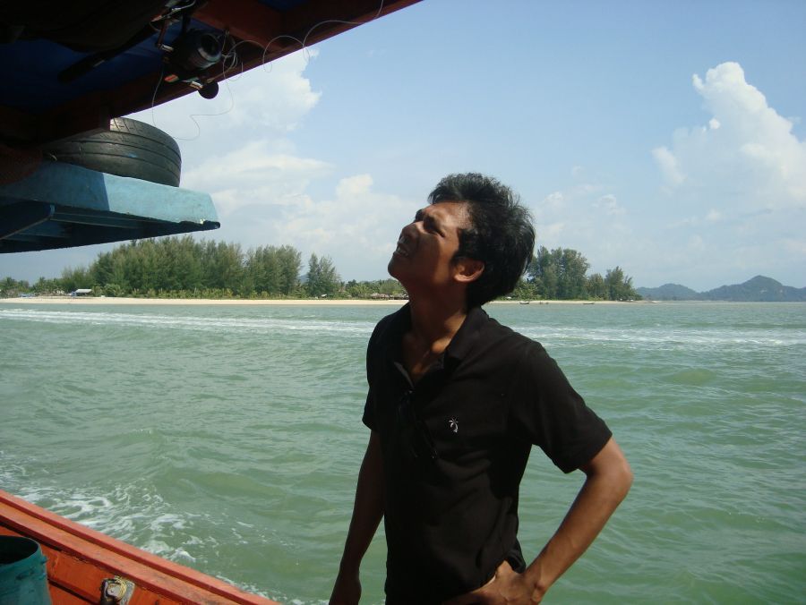 น้องลม คิดว่ารอบนี้จะจิ๊กได้ไหมน๊า................อัดอั้นมาปีครึ่ง 555555+
 :grin: :laughing: :laug