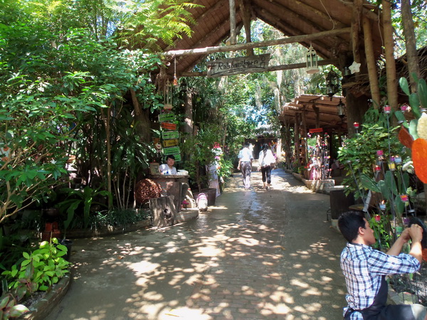 มีการทำเทียนหอม