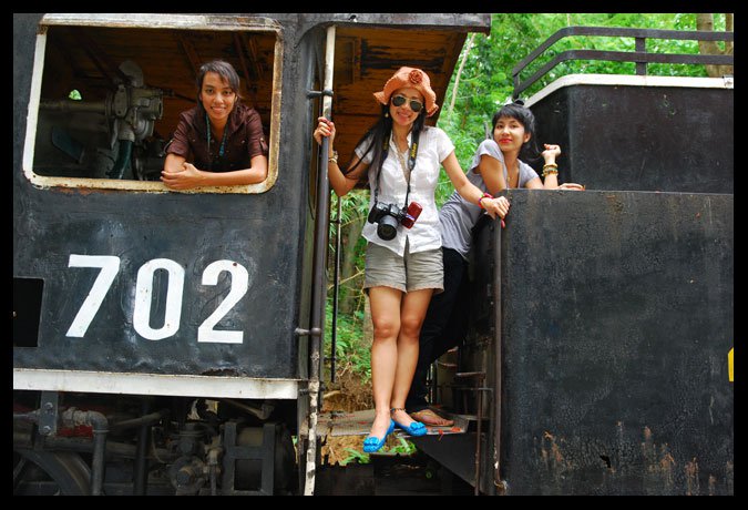 ตะกี้ค้างที่รถไฟนี่นา 555+