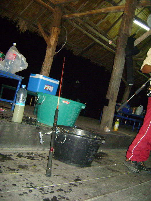 
ลงรอเจ้าของกะทู้ไปพลางๆ   :laughing: :laughing: :laughing: