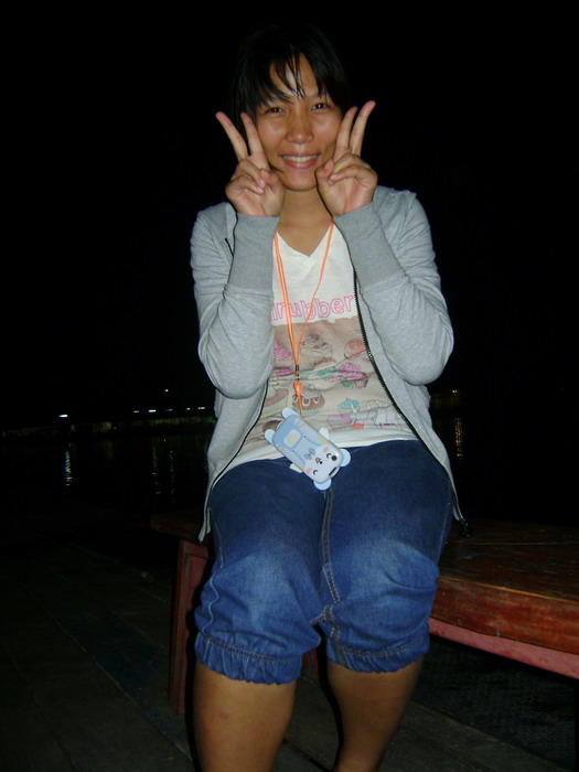 
คนนี้พามาลำบากด้วย   :grin: :grin:
