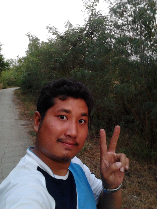 โพสต์ท่าด้วยความสบายใจ  :grin: :grin: :grin: :laughing: :laughing:
