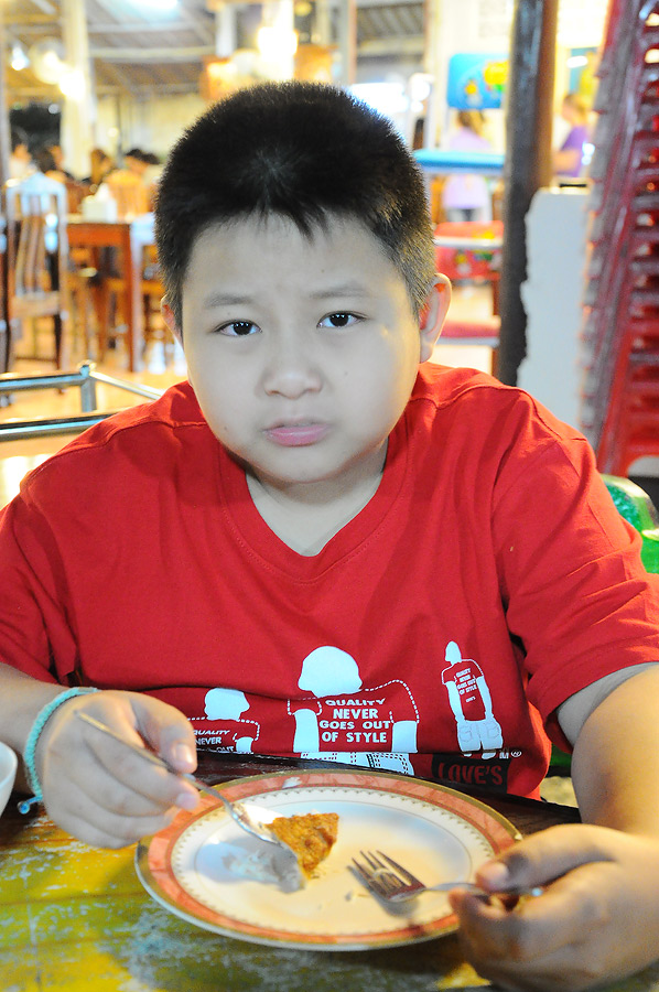 มื้อนี้กินเสร็จก็กลับไปพักผ่อนเก็บแรงไว้ลุยพรุ่งนี้ต่อน่ะลูกน่ะ :grin: :grin: :grin: