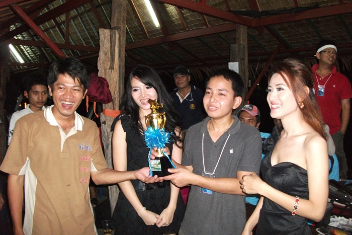 [q][i]อ้างถึง: อ๊อฟ posted: 14-12-2554, 21:07:41[/i]

หลัง14/1/55. ล่ะแจ่มเลย กลับไทยพอดี
ไม่เคยไ