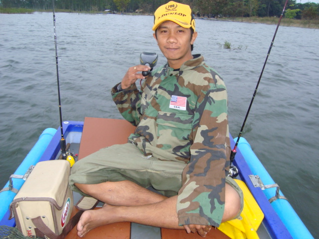  [b]ขับไกด์ สบายมากๆ ไม่โครง ยืนตีเหยื่อพร้อมกัน 2 คนสบายมาก ยิ่งวางทุ่นยิ่งนิ่ง[/b]