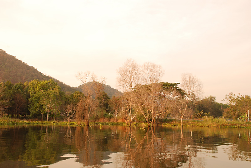 ชมบรรยากาศบริเวณอ่างกัน :grin: