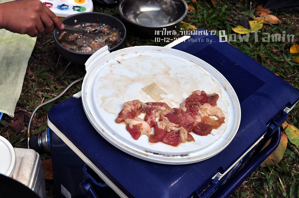 แดดมันแรงดีนัก เลย ทำหมูแดดเดียวกินซะเลย