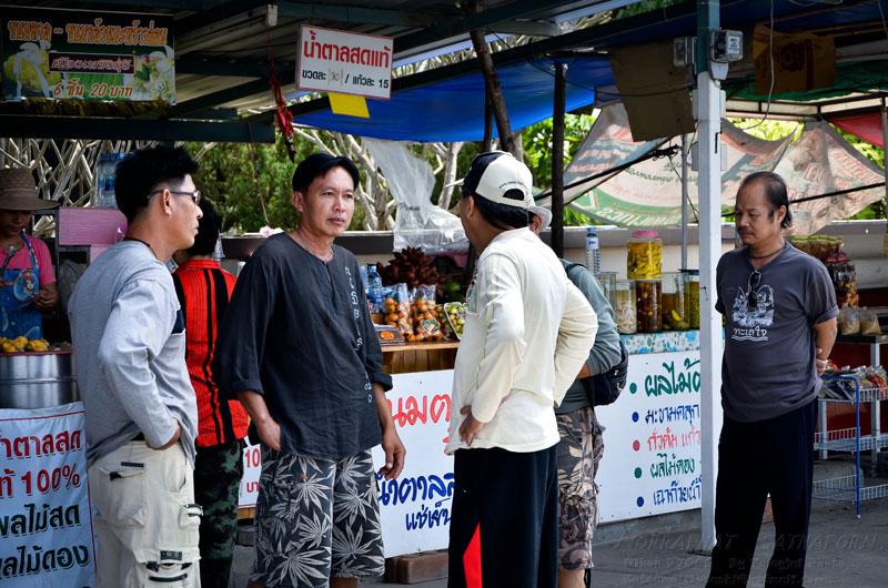 ถ้าโพสช้าขออภัยครับ ทำงานไปด้วยโพสไปด้วยครับ งานเร่งจริงๆครับ...

--------------------------------