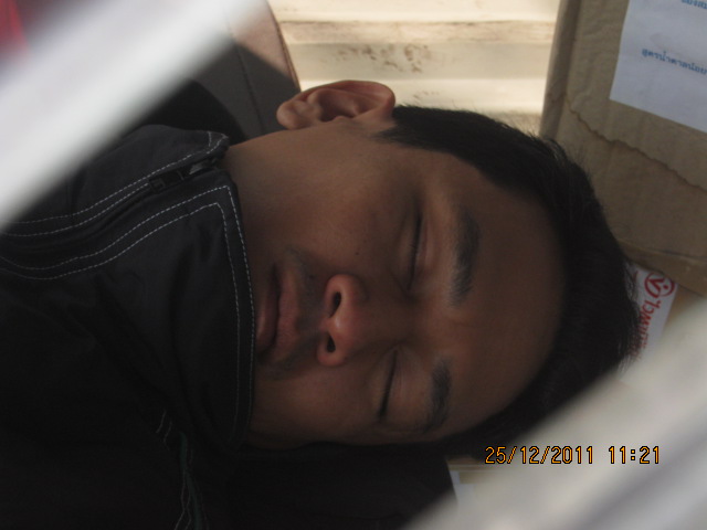 ต่อกันด้วยกล้องของผมเลยคับ


ภาพแรกเห็นแล้วก็ง่วงตาม :sleeping: :sleeping: :sleeping: