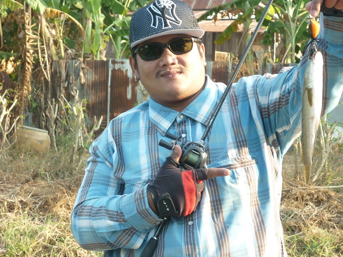 สวัสดีคับน้า <JaY> 
สวัสดีคับน้า poxky 
สวัสดีคับ เด็กพระบาง 
สวัสดีคับน้า Jedi113h 
 :prost: :p