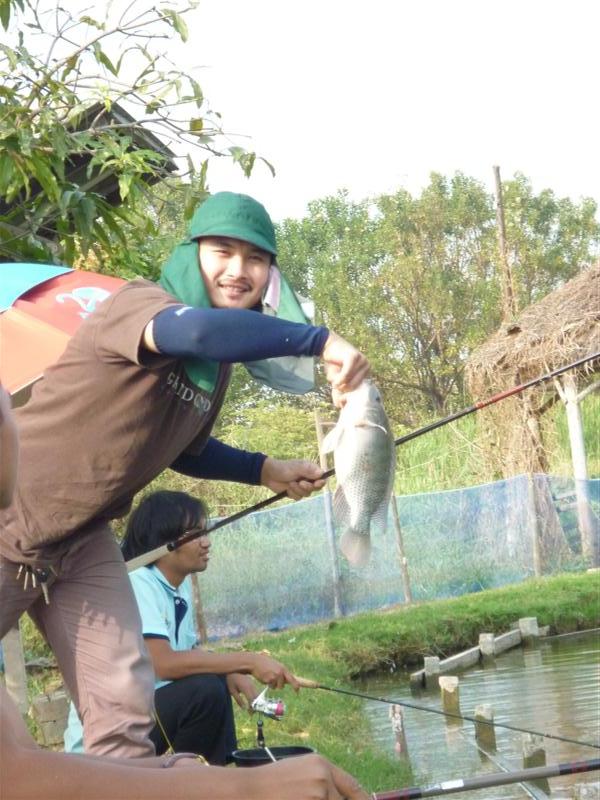 หันมาอีกที   โหน่งสอยอีกหนึ่ง