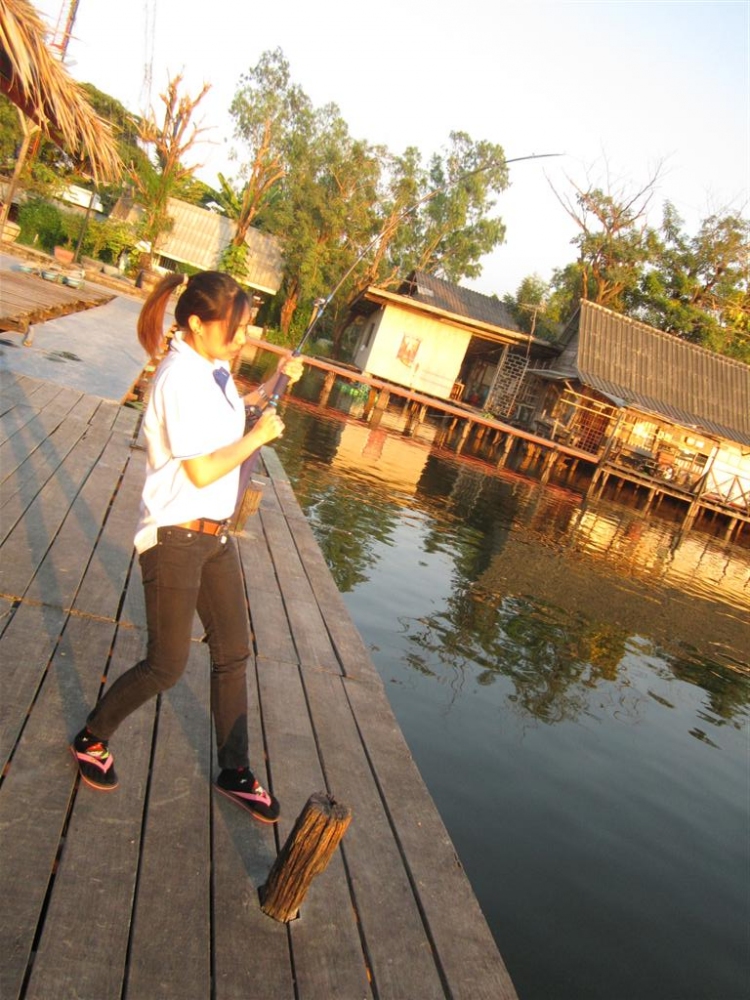 ดูกันยาวไปเลยครับ น้องมุก 

......... โหดแล้วไงละ

................ :love: :love: :love: :love: 