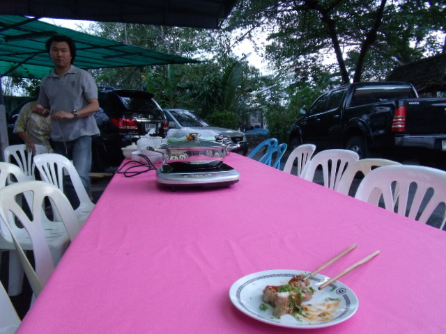 บรรยากาศ นอกบ้านครับ  :grin: