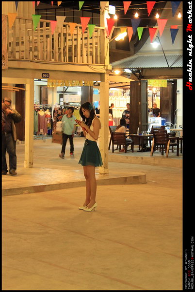 ลากันด้วยภาพนี้ครับ ทุกภาพถ่ายด้วย 18-55 (เพราะเบลอจัดหยิบไปแต่กล้องไม่ได้หยิบกระเป๋าเลนส์) :laughin
