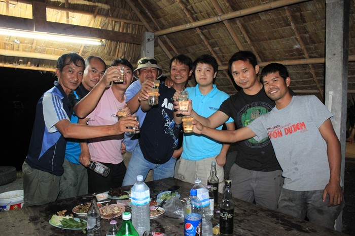 กำลังเพลินเลย
 :cheer: :cheer: :cheer: :cheer: