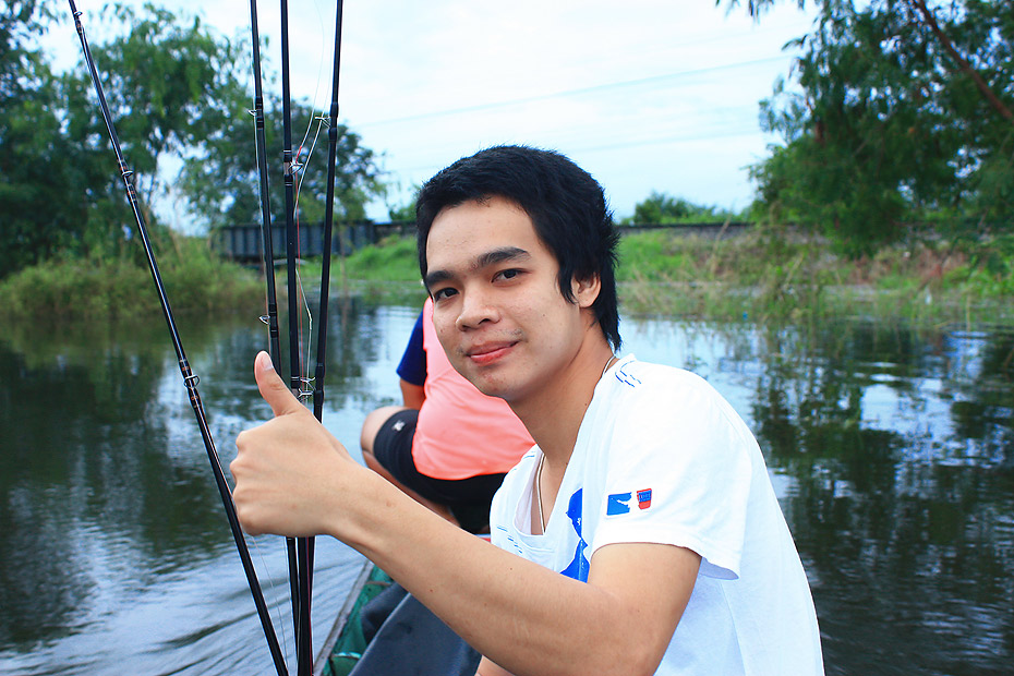 [q][i]อ้างถึง: IsSuE` posted: 05-01-2555, 19:03:23[/i]

 :cheer: :cheer: :cheer:[/q]


สวัสดีคร