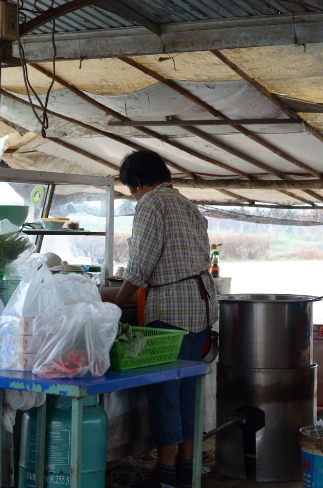 กิน ก๋วยเตี๋ยวกันก่อน กับร้าน :umh: :umh: :umh: :umh: :umh: :umh: