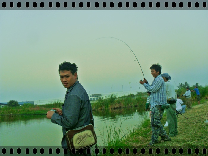   น้าอัดก็ไม่ยอมแพ้.....


[q][i]อ้างถึง: Panuwatfishing posted: 05-01-2555, 19:43:34[/i]

สวัส