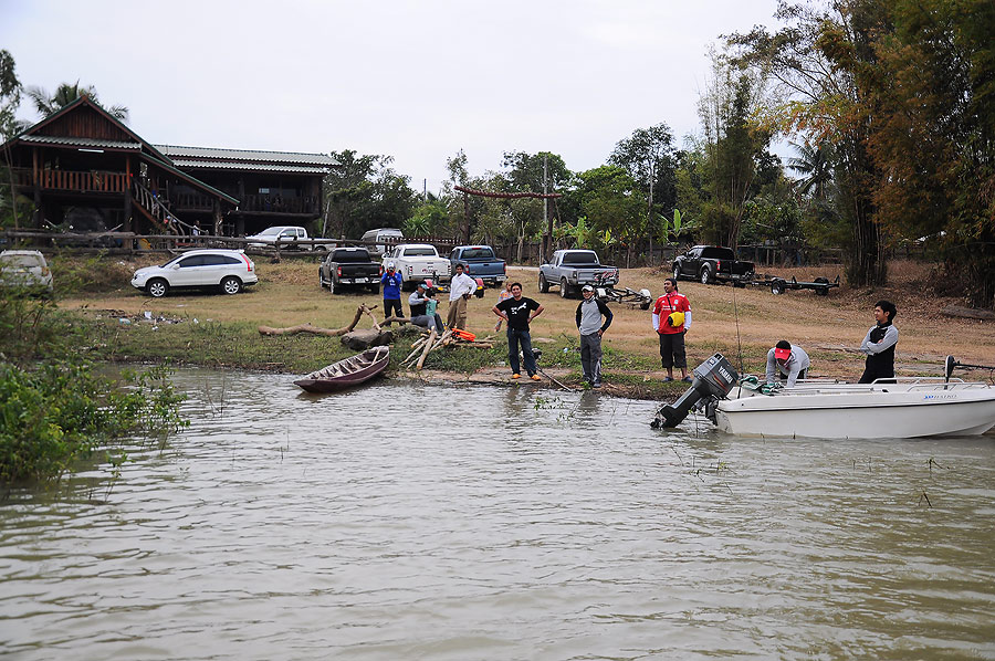 ได้ยินเสียงปรบมือดีใจที่เรือครูเอ๋สตาร์ดติดแล้ว :laughing: :laughing: :laughing: :laughing: