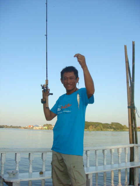 น้าหน่องก็รอดตัวไม่แห้วแล้วครับ :laughing: