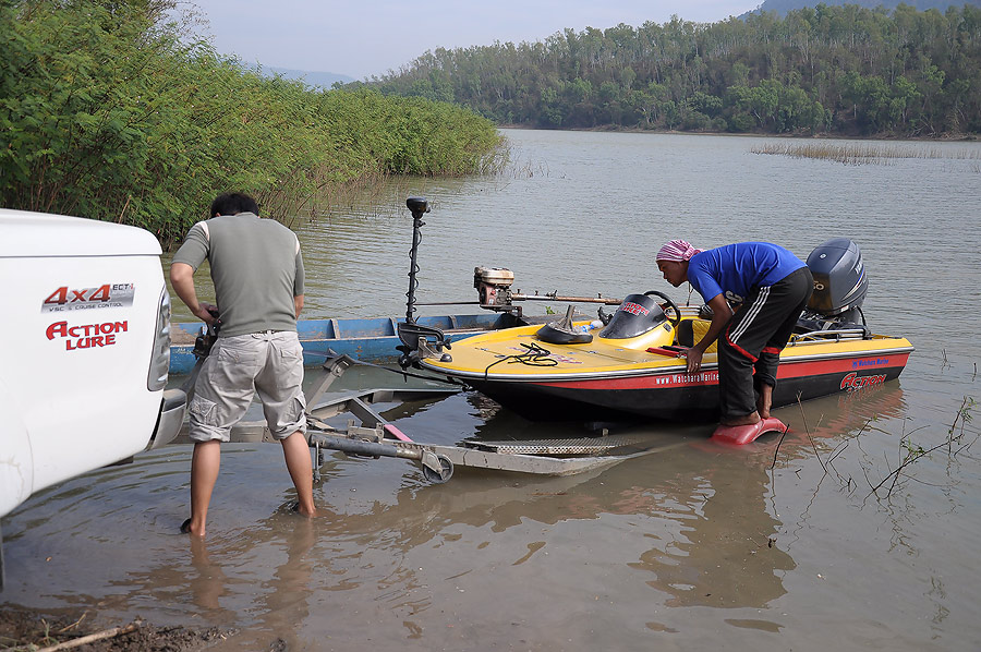 ได้หมอบอยกับอีต่ายช่วยเอาเรือขึ้น สบายไป :laughing: :laughing: :laughing: :laughing: :laughing: