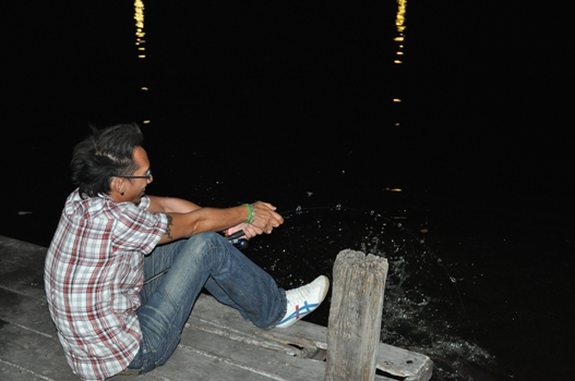ท่า เตียมนั่งตอ เอะ! ยังไงเนี้ย

 :laughing: :laughing: :laughing: